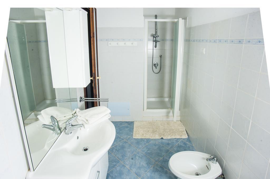 Villa Annuz سانتا مارغريتا دي الغرفة الصورة